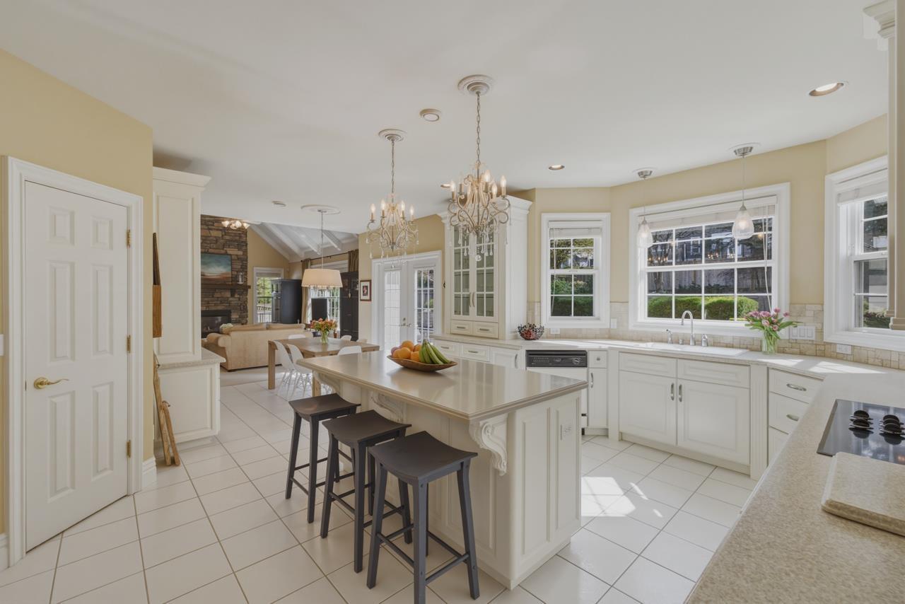 18012 99a Avenue, Surrey, British Columbia  V4N 4V6 - Photo 10 - R3114139