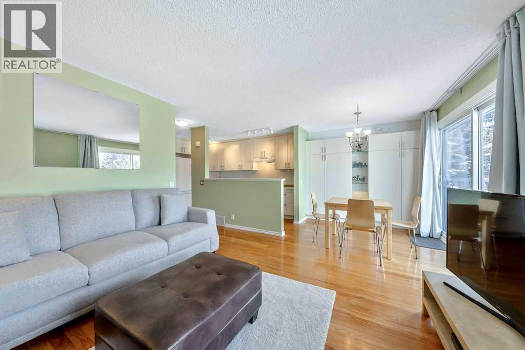 50 Cedarwood Rise SW, Calgary, Alberta  T2W 3H9 - Photo 6 - A2297078