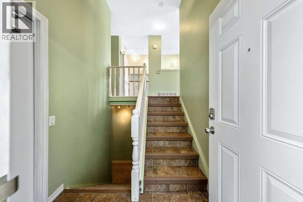 50 Cedarwood Rise SW, Calgary, Alberta  T2W 3H9 - Photo 2 - A2297078