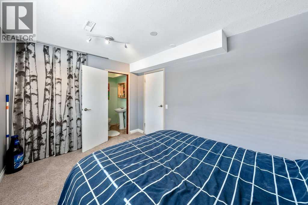 50 Cedarwood Rise SW, Calgary, Alberta  T2W 3H9 - Photo 26 - A2297078