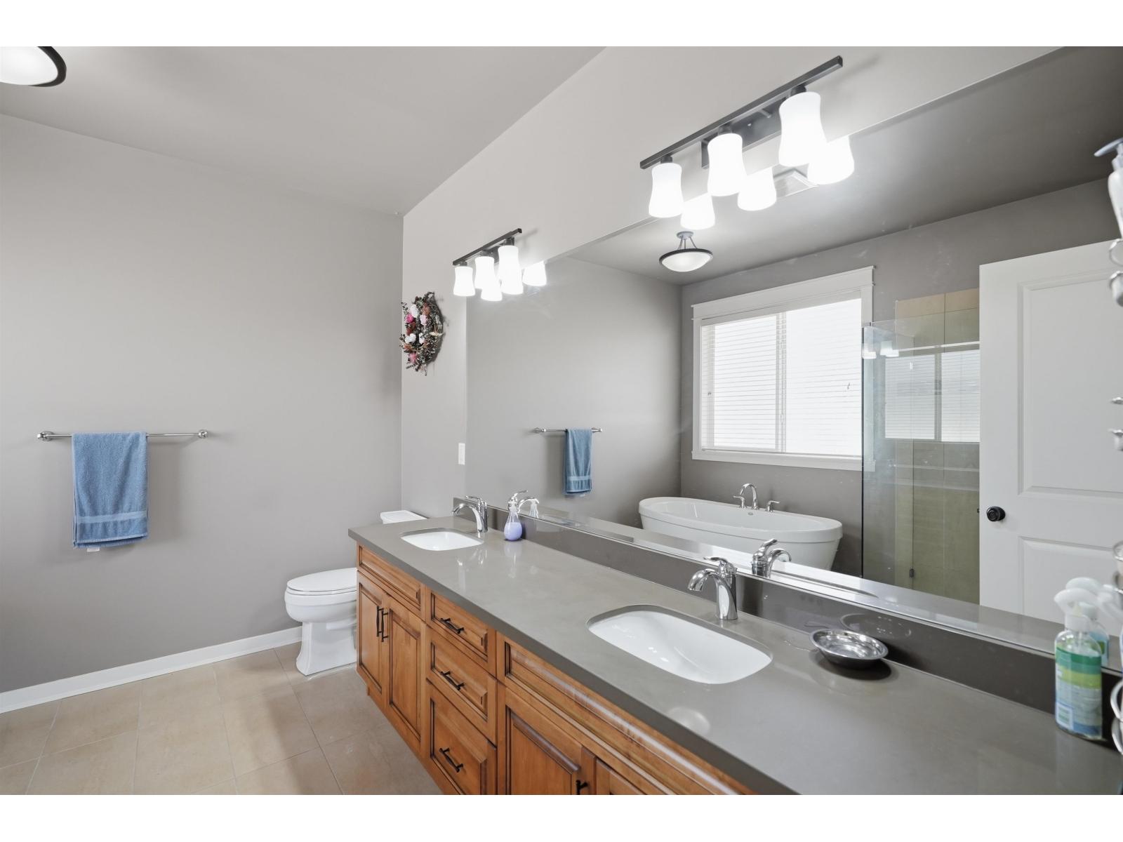 2203 Riesling Drive, Abbotsford, British Columbia  V4X 0A6 - Photo 25 - R3112048