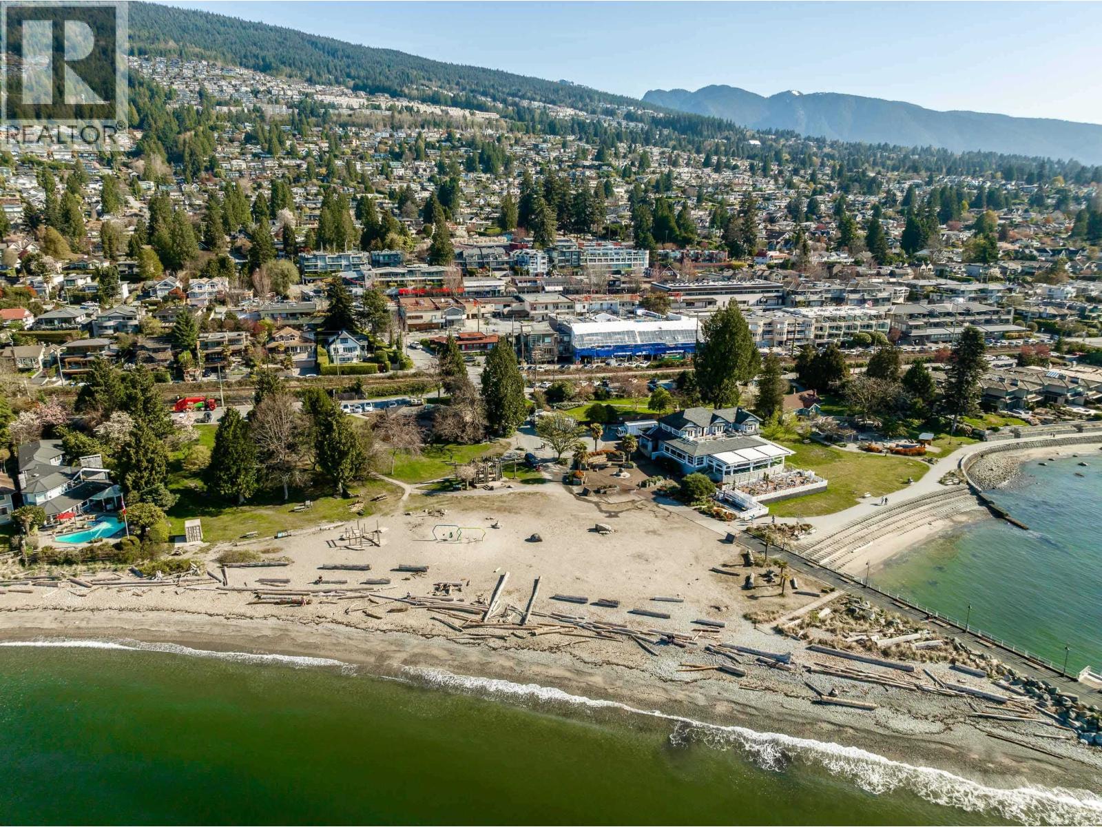 2493 Haywood Avenue, West Vancouver, British Columbia  V7V 1Y2 - Photo 39 - R3112678