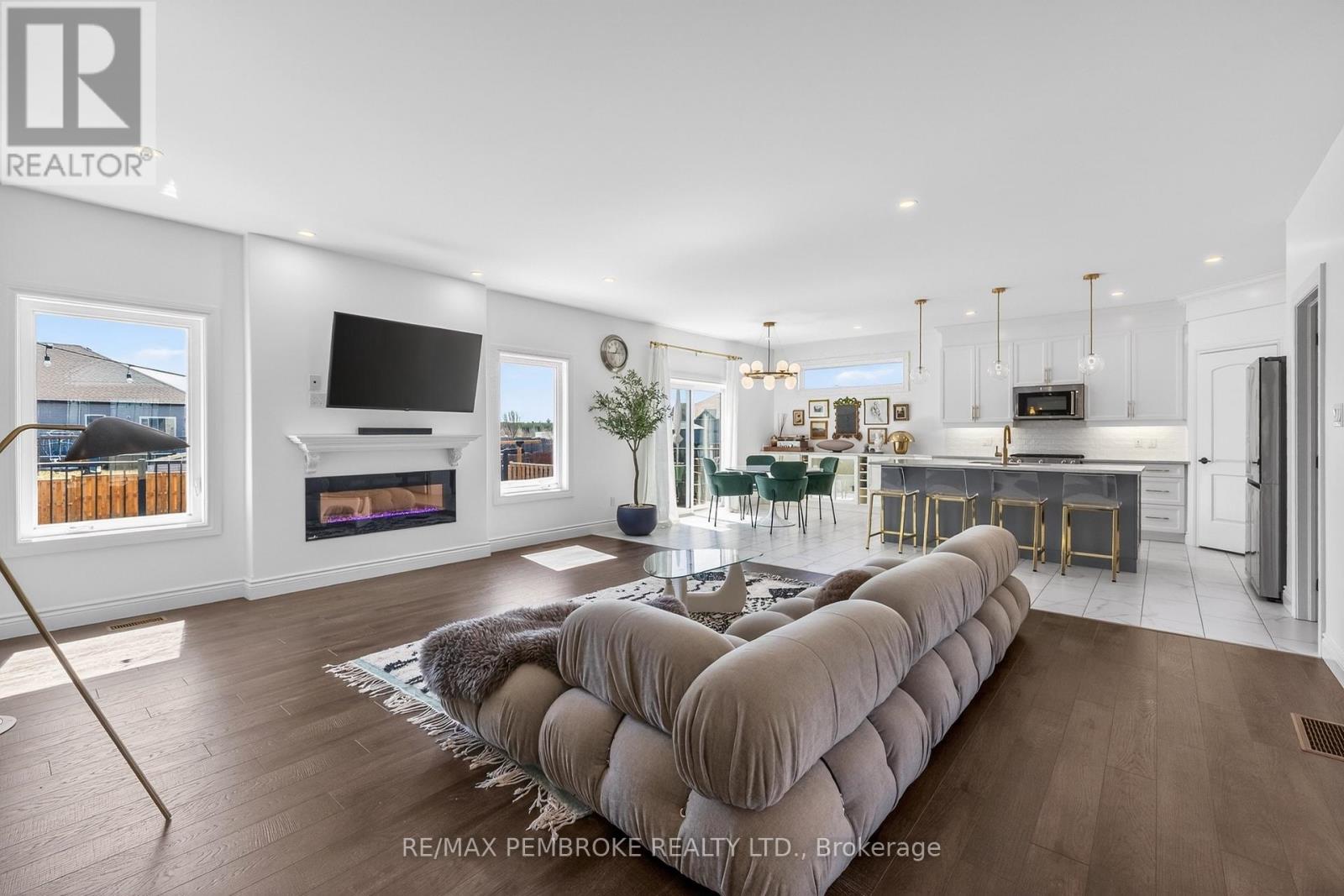 6 Nile Street, Petawawa, Ontario  K8H 0E7 - Photo 23 - X13026518