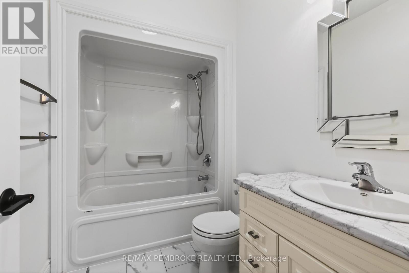 6 Nile Street, Petawawa, Ontario  K8H 0E7 - Photo 40 - X13026518