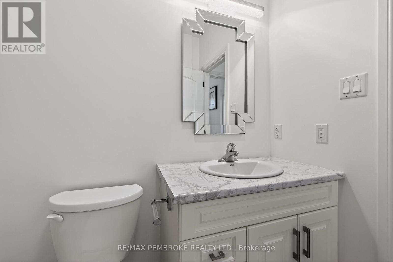 6 Nile Street, Petawawa, Ontario  K8H 0E7 - Photo 41 - X13026518