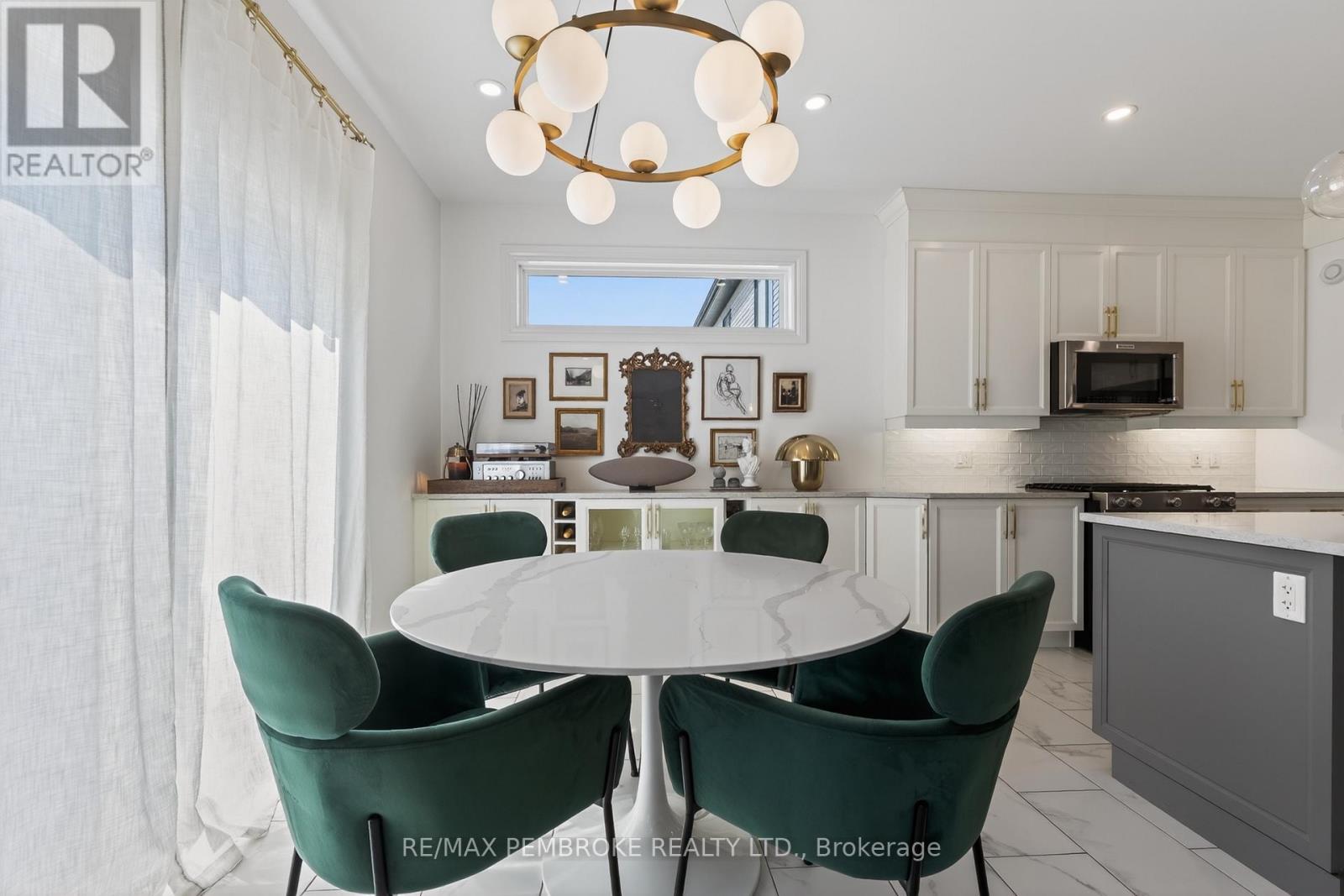 6 Nile Street, Petawawa, Ontario  K8H 0E7 - Photo 7 - X13026518