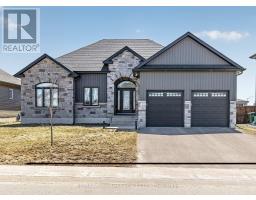 6 NILE STREET, Petawawa, Ontario