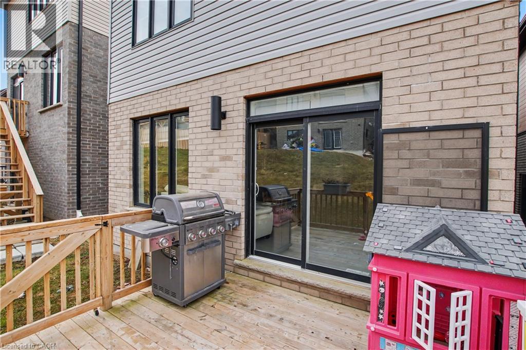 581 Benninger Drive, Kitchener, Ontario  N2E 0H8 - Photo 29 - 40815978