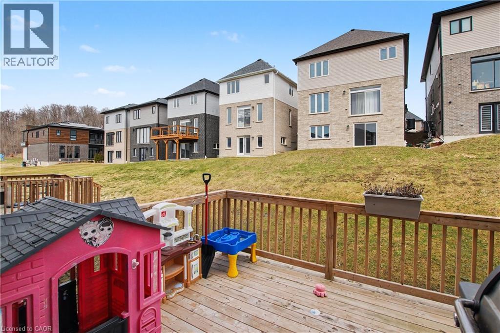 581 Benninger Drive, Kitchener, Ontario  N2E 0H8 - Photo 28 - 40815978