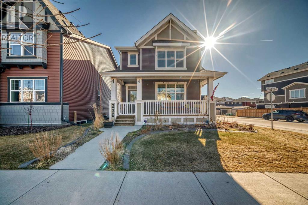 236 Sundown Road, Cochrane, Alberta