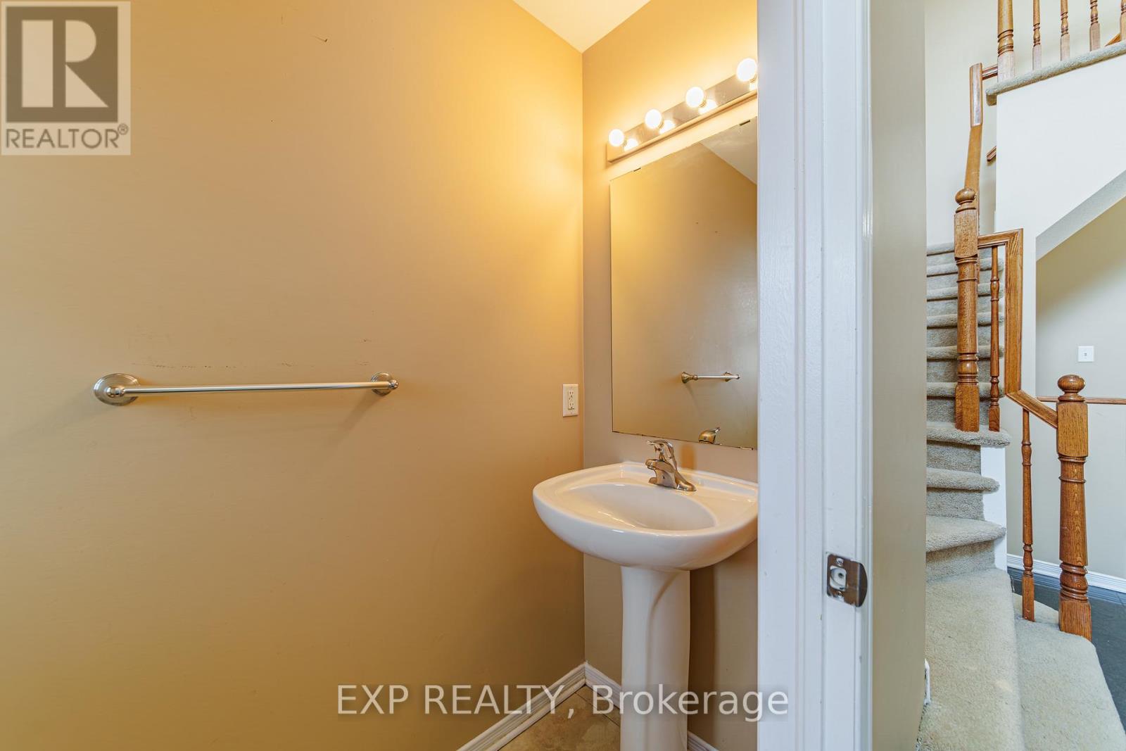 356 West Ridge Drive, Ottawa, Ontario  K2S 2G8 - Photo 3 - X13026546