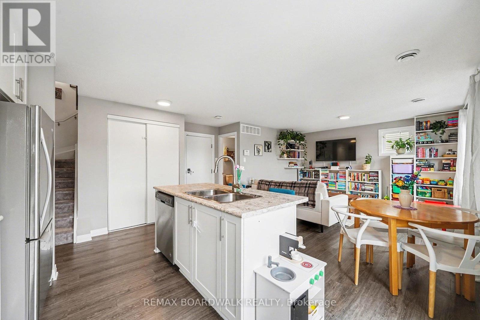 36 - 454 Via Verona Street, Ottawa, Ontario  K2J 6B3 - Photo 13 - X13026548