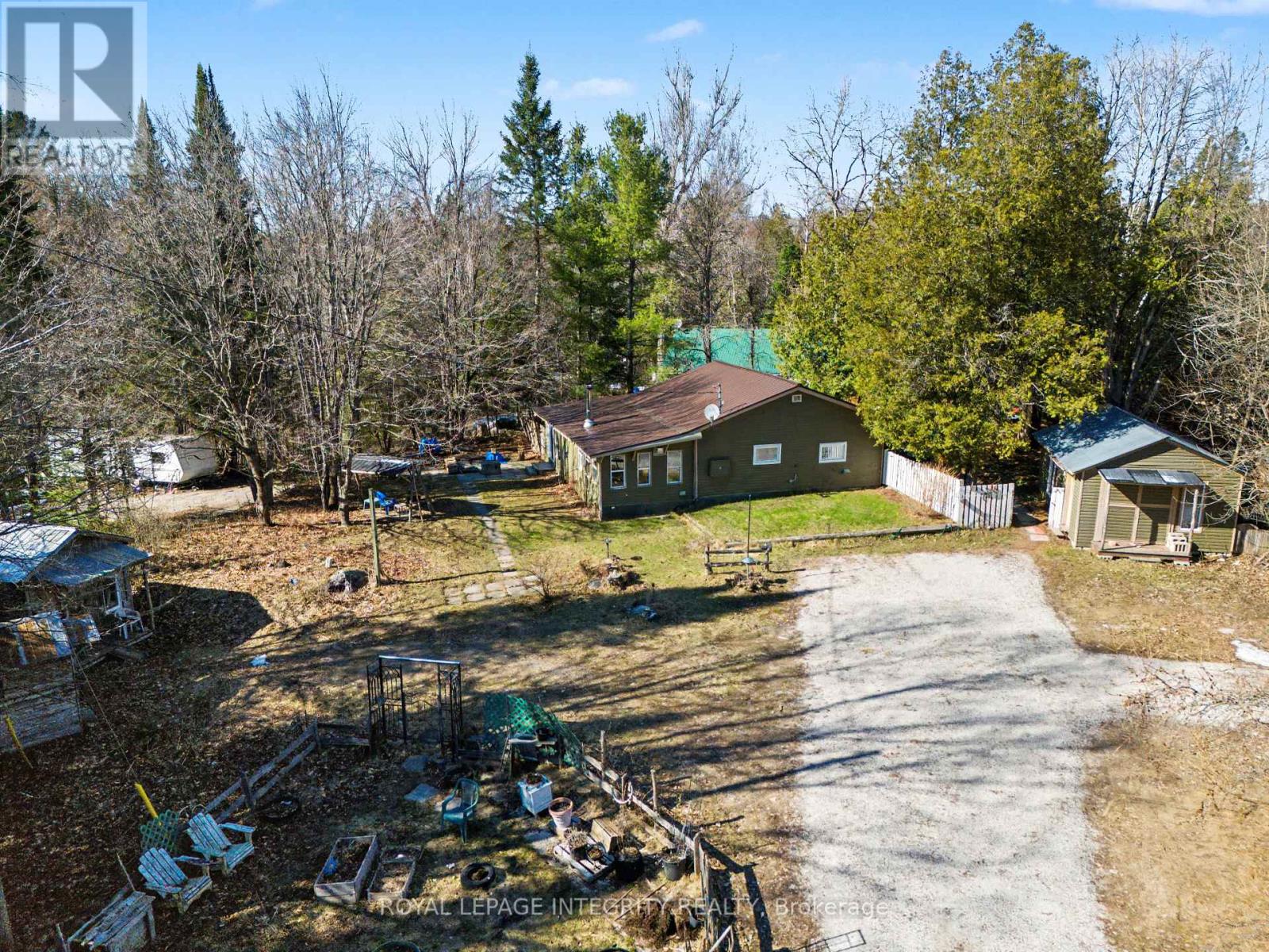 176 CLYDE LANE, Lanark Highlands, Ontario