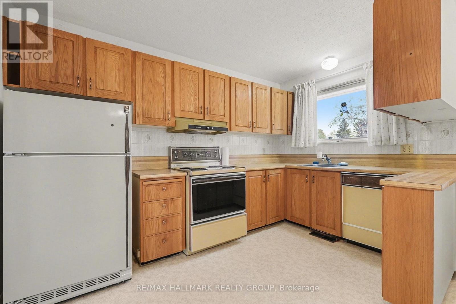 13 Beaumaris Drive, Ottawa, Ontario  K2H 7K1 - Photo 11 - X13026640