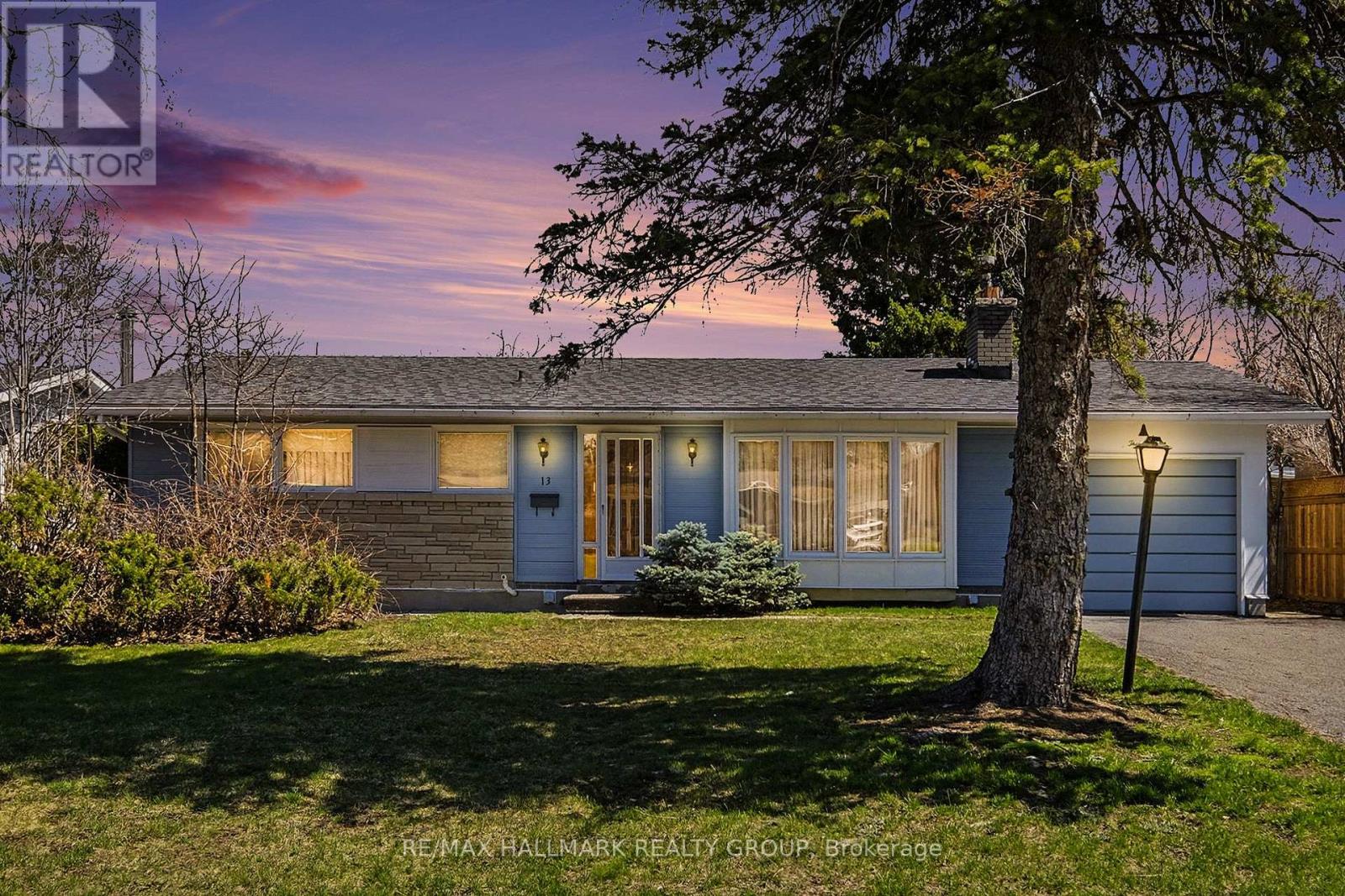 13 Beaumaris Drive, Ottawa, Ontario  K2H 7K1 - Photo 2 - X13026640