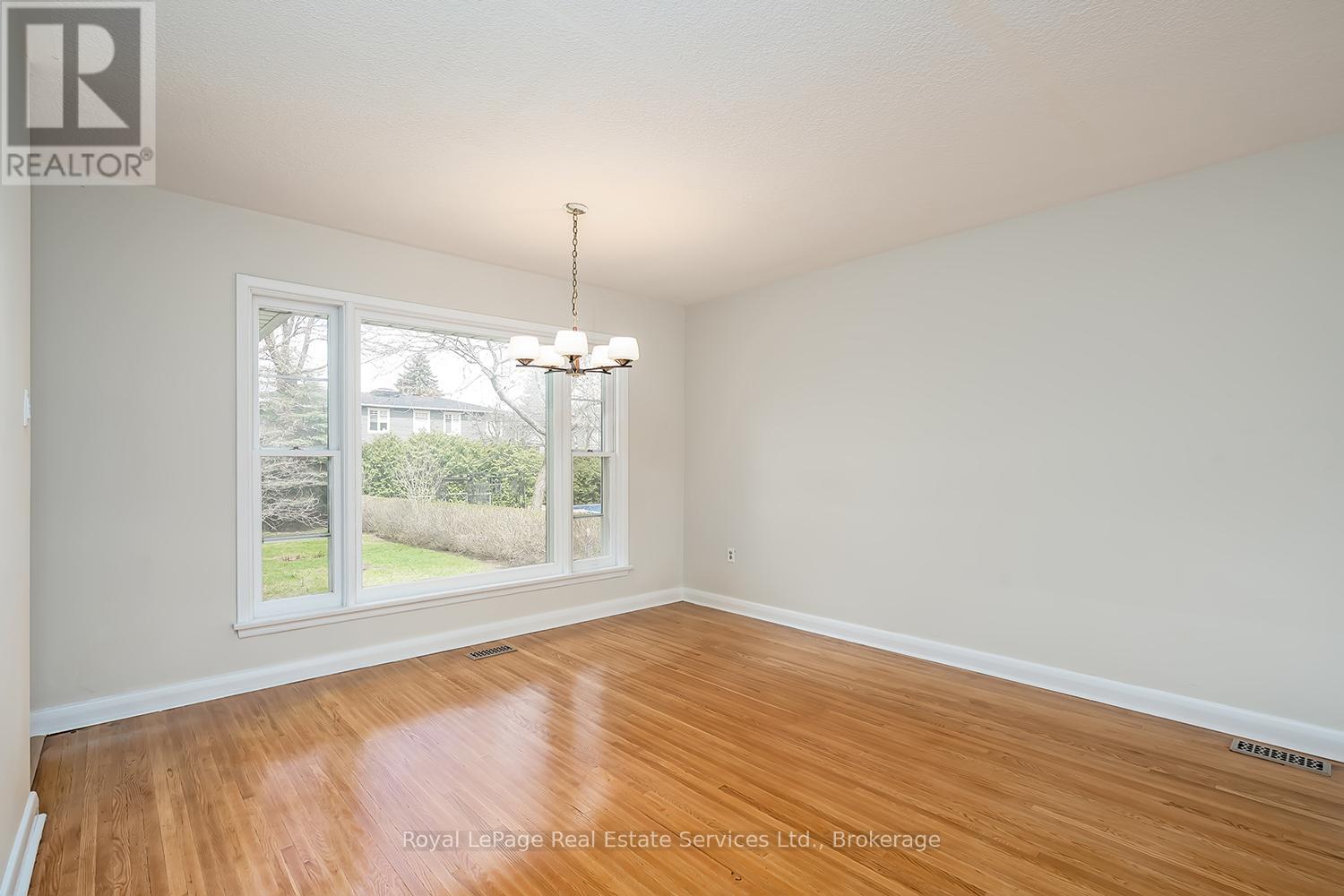 2043 Devon Road, Oakville, Ontario  L6J 2N1 - Photo 7 - W13026482