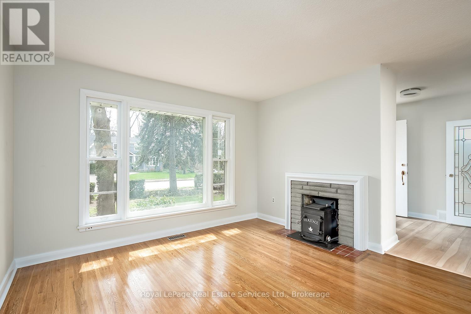 2043 Devon Road, Oakville, Ontario  L6J 2N1 - Photo 8 - W13026482