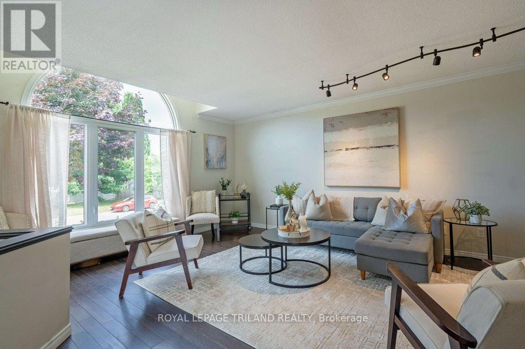 307 Frances Street, Central Elgin, Ontario  N5L 1B2 - Photo 4 - X12822928