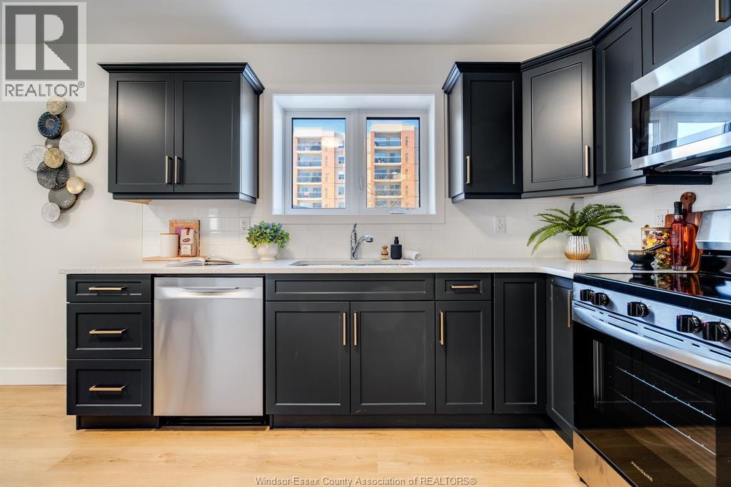 4 Bruce Avenue Unit# 4, Leamington, Ontario  N8H 4C3 - Photo 3 - 26008820