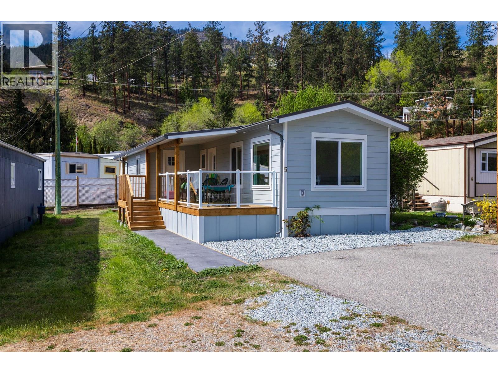 6711 Hwy 97 South Highway Unit# 5, Peachland, British Columbia  V0H 1X9 - Photo 2 - 10384225