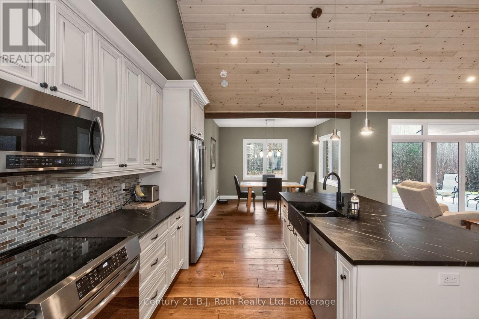 291 8 Concession E, Tiny, Ontario  L0L 2J0 - Photo 11 - S13026430