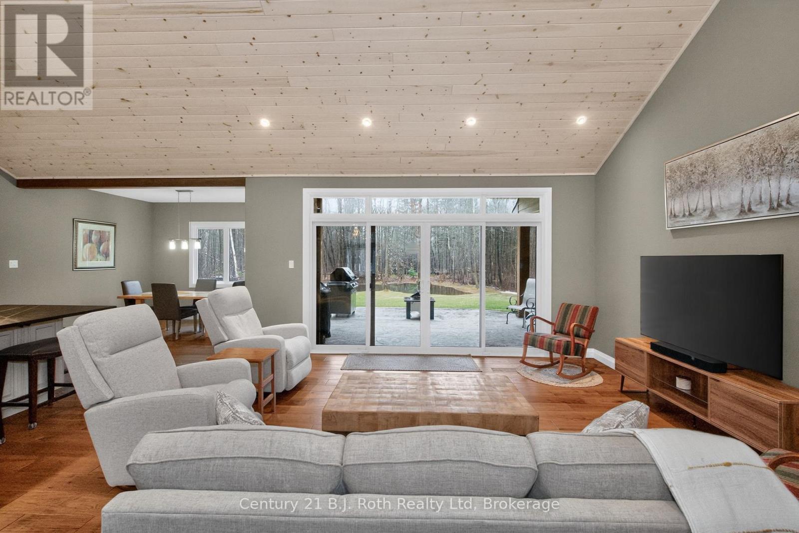 291 8 Concession E, Tiny, Ontario  L0L 2J0 - Photo 15 - S13026430