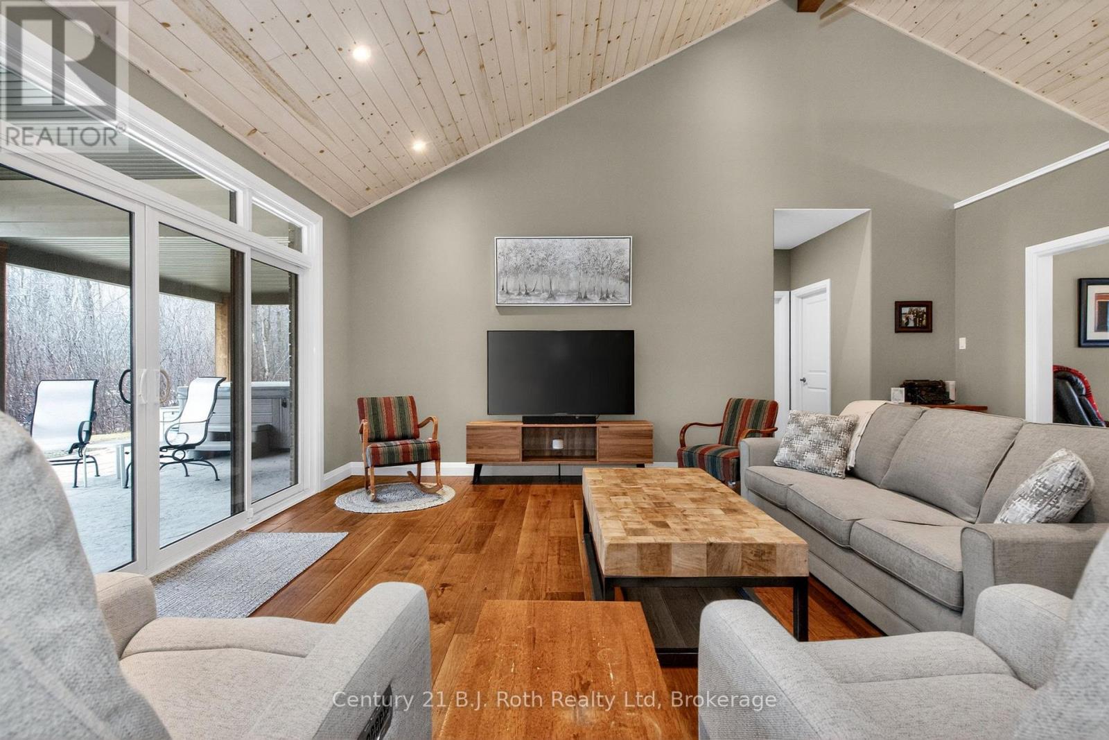 291 8 Concession E, Tiny, Ontario  L0L 2J0 - Photo 16 - S13026430