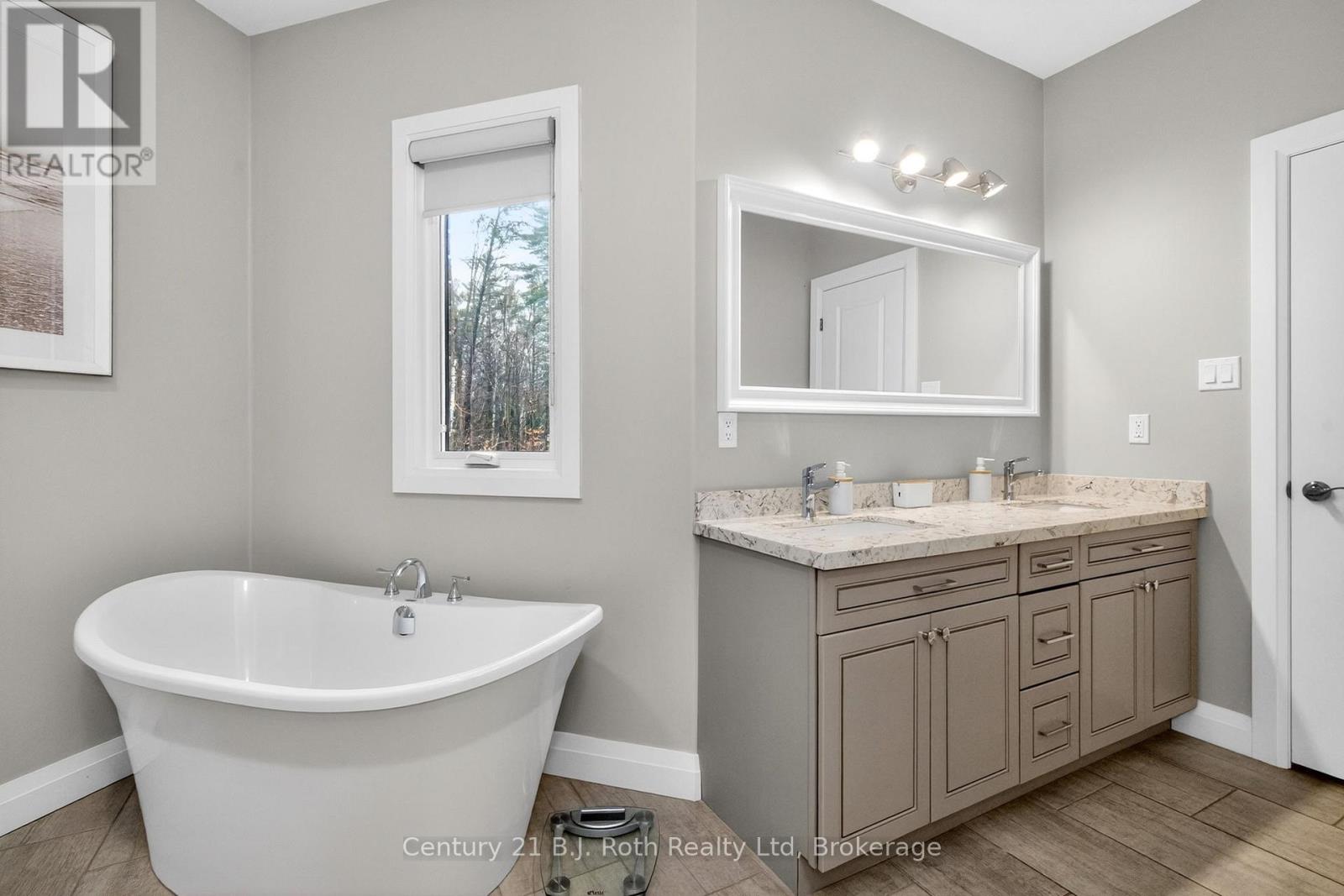 291 8 Concession E, Tiny, Ontario  L0L 2J0 - Photo 25 - S13026430