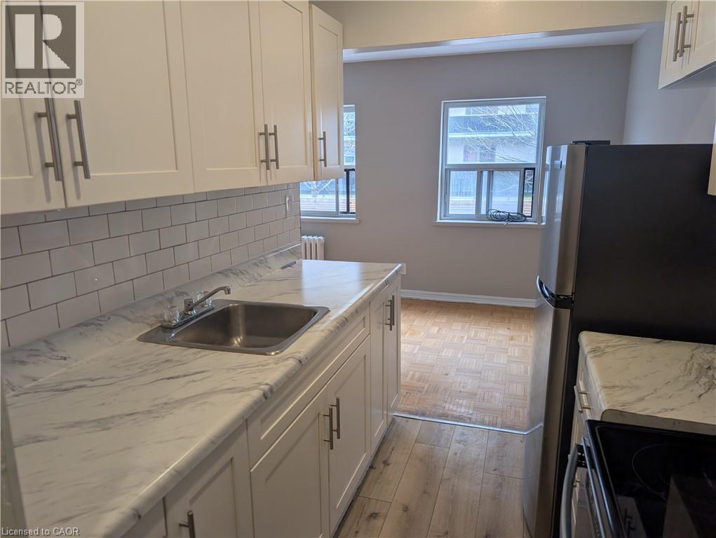 2049 Prospect Street Unit# 53, Burlington, Ontario  L7R 1Z2 - Photo 2 - 40822966