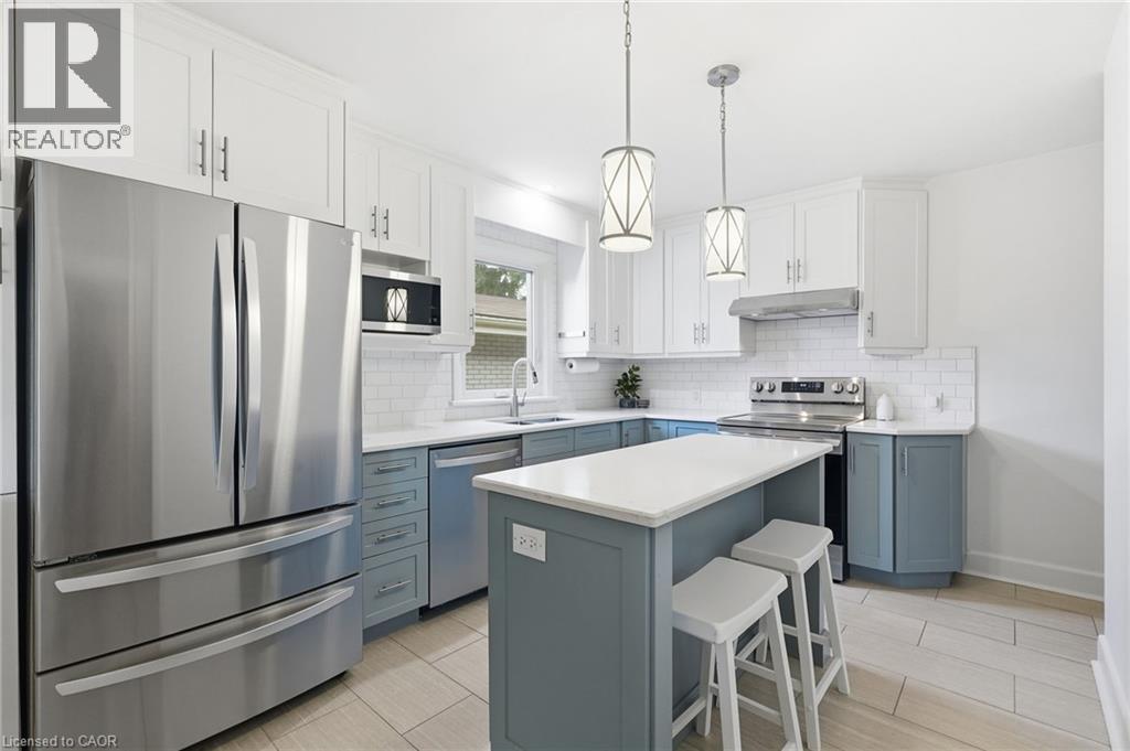 30 West 22nd Street, Hamilton, Ontario  L9C 4N3 - Photo 5 - 40821749