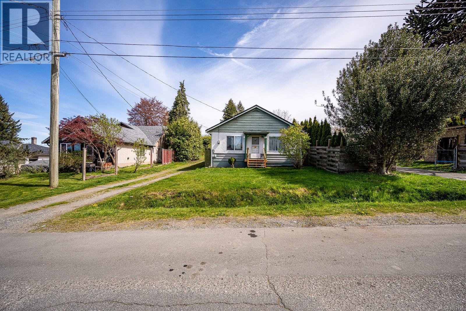 971 Fir St, Campbell River, British Columbia  V9W 3B4 - Photo 4 - 1032738