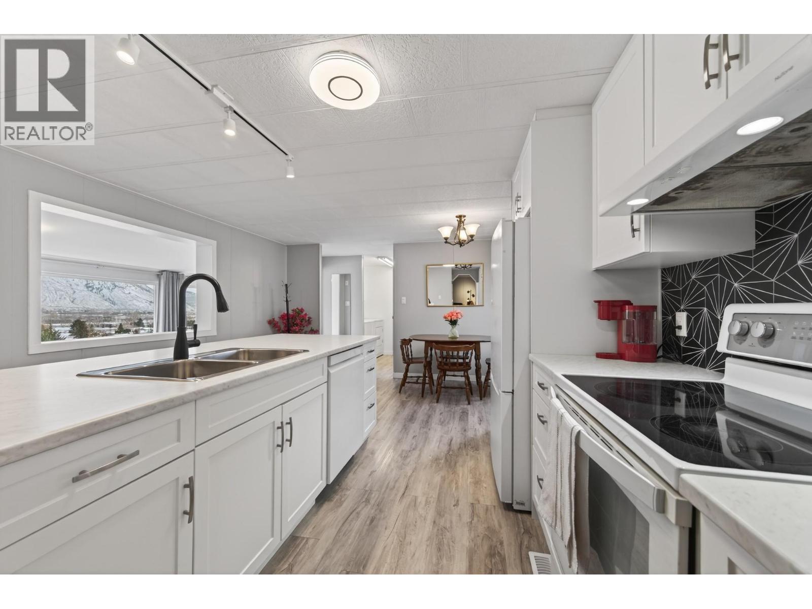 1680 Westsyde Road Unit# 35, Kamloops, British Columbia  V2B 7B6 - Photo 9 - 10376514