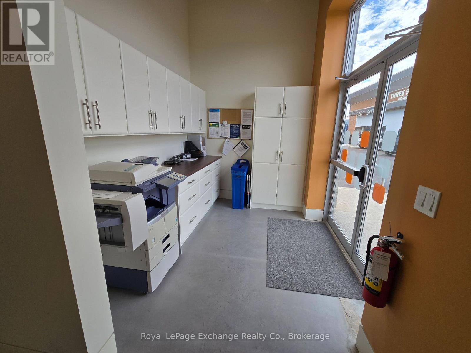 Unit 1 - 1246-B Goderich (Highway 21) Street N, Saugeen Shores, Ontario  N0H 2C5 - Photo 16 - X13026388