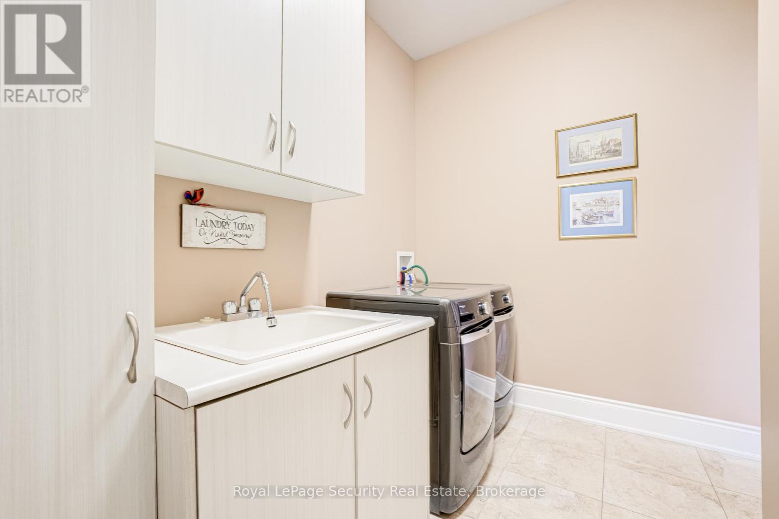 20 Aubrietia Court, Richmond Hill, Ontario  L4E 2R3 - Photo 28 - N13024440