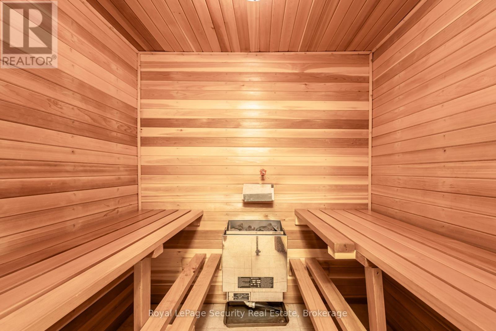 20 Aubrietia Court, Richmond Hill, Ontario  L4E 2R3 - Photo 30 - N13024440