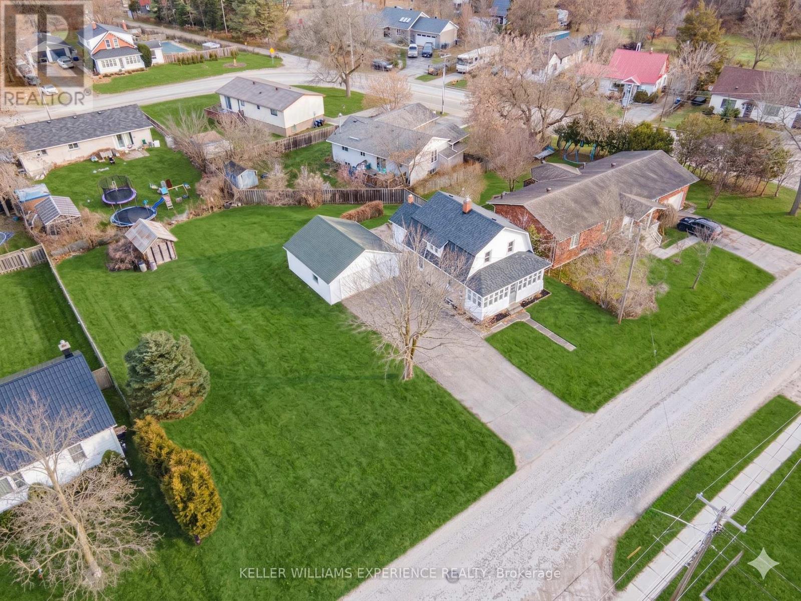 125 Raglan Street, Essa, Ontario  L0M 1B0 - Photo 20 - N12928170