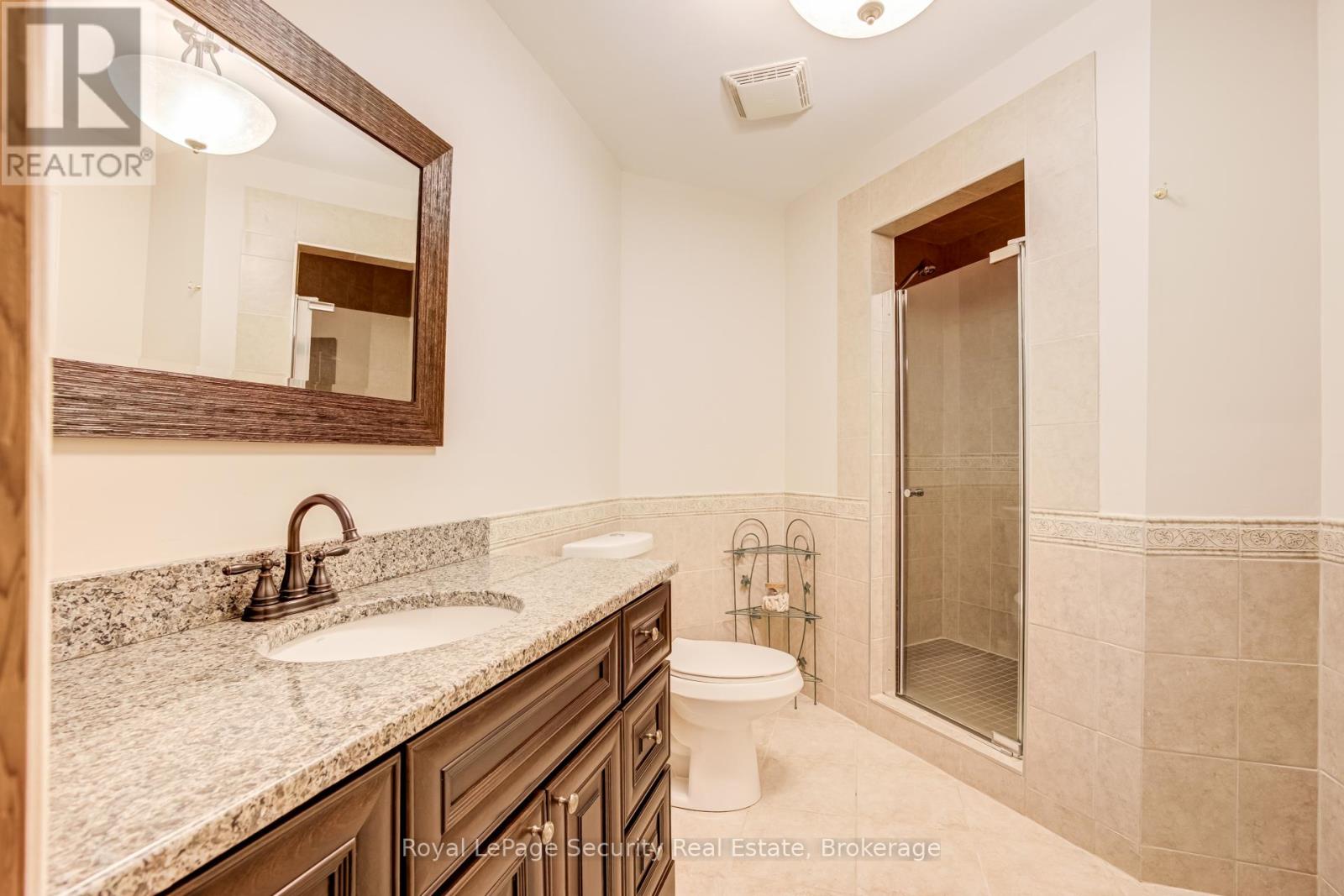 20 Aubrietia Court, Richmond Hill, Ontario  L4E 2R3 - Photo 31 - N13024440