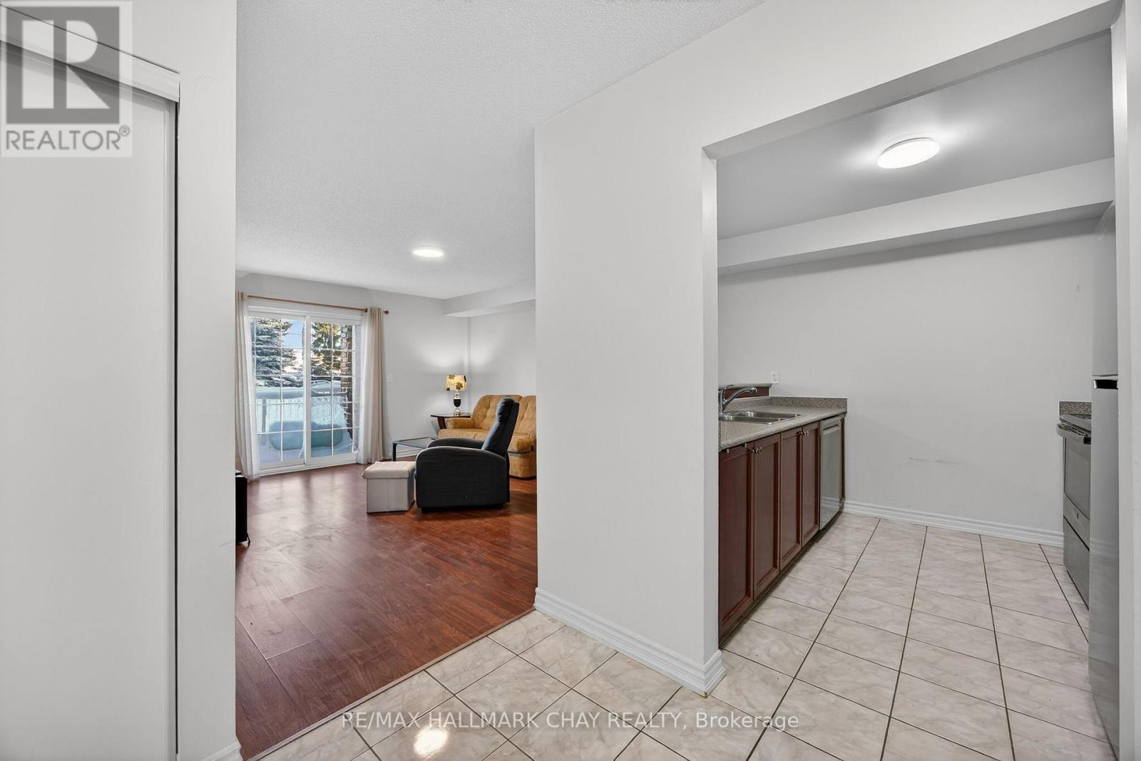 3 - 41 Coulter Street, Barrie, Ontario  L0K 1S0 - Photo 10 - S12680406