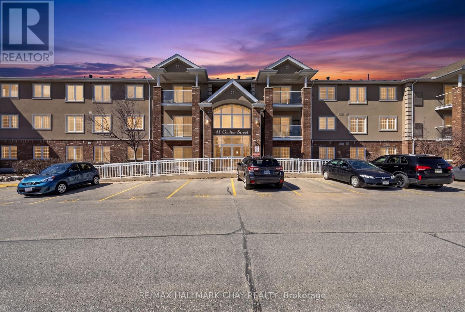 3 - 41 COULTER STREET, Barrie, Ontario