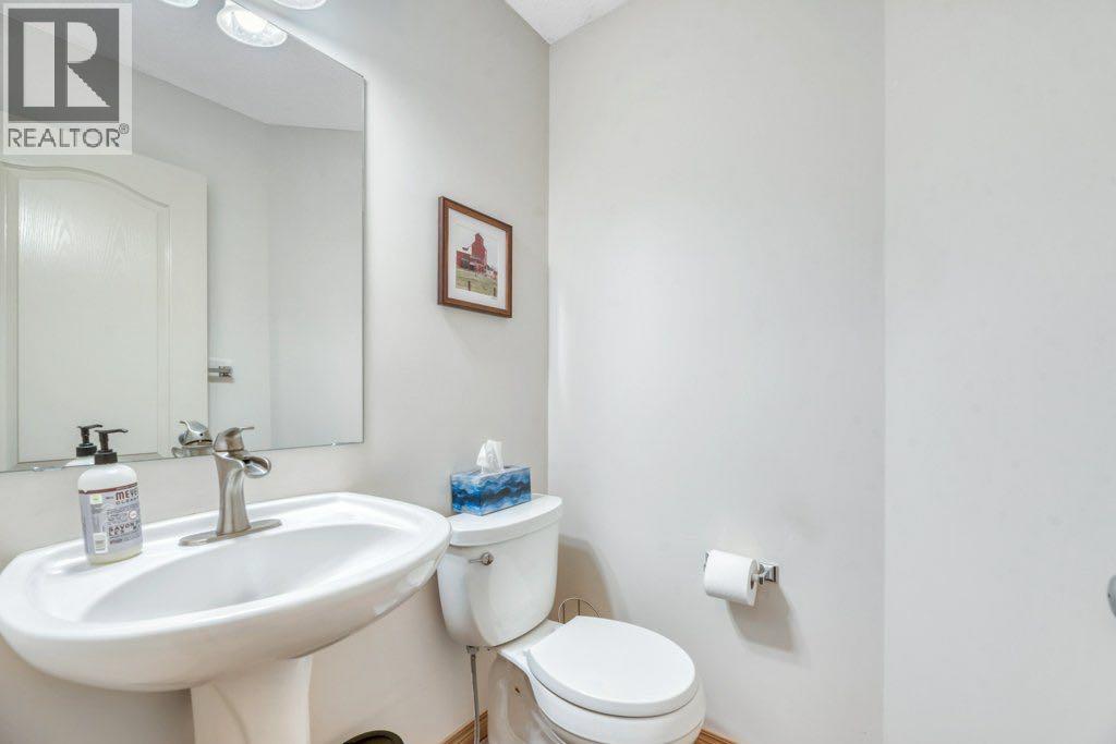 187 Brightondale Crescent SE, Calgary, Alberta  T2Z 4G5 - Photo 16 - A2302867