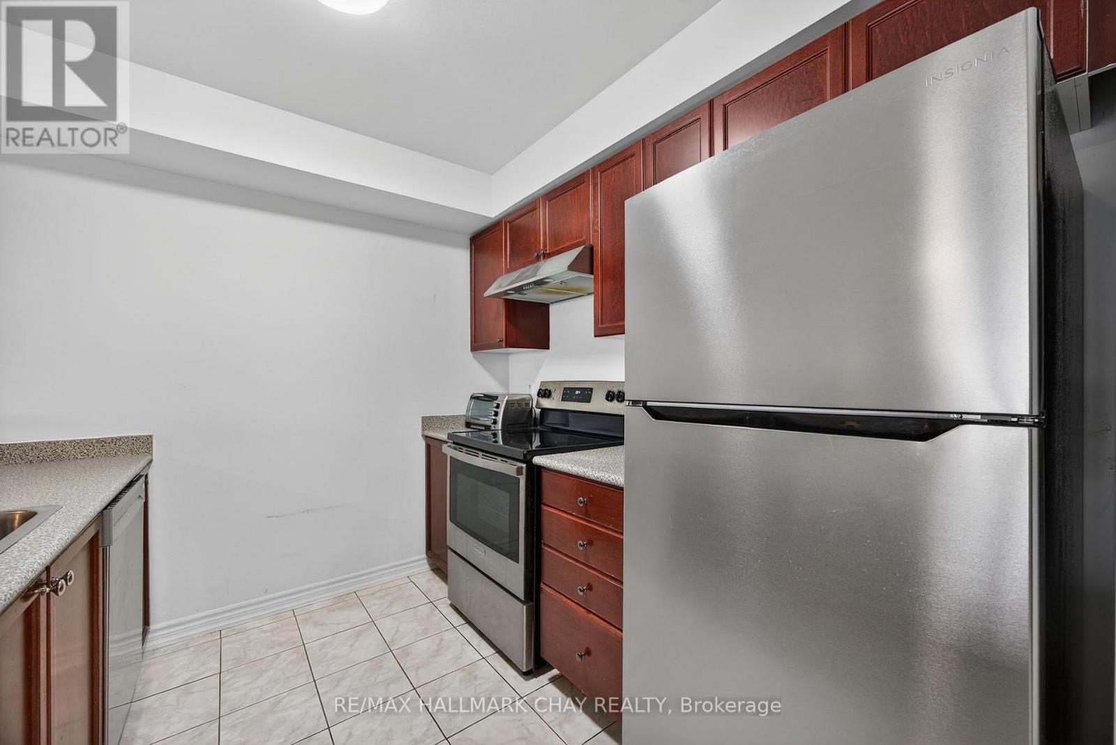 3 - 41 Coulter Street, Barrie, Ontario  L0K 1S0 - Photo 13 - S12680406