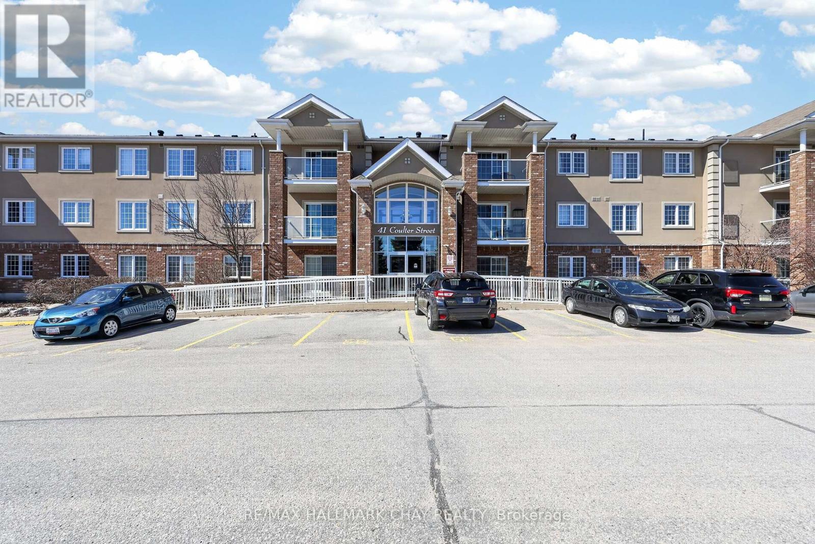 3 - 41 Coulter Street, Barrie, Ontario  L0K 1S0 - Photo 4 - S12680406