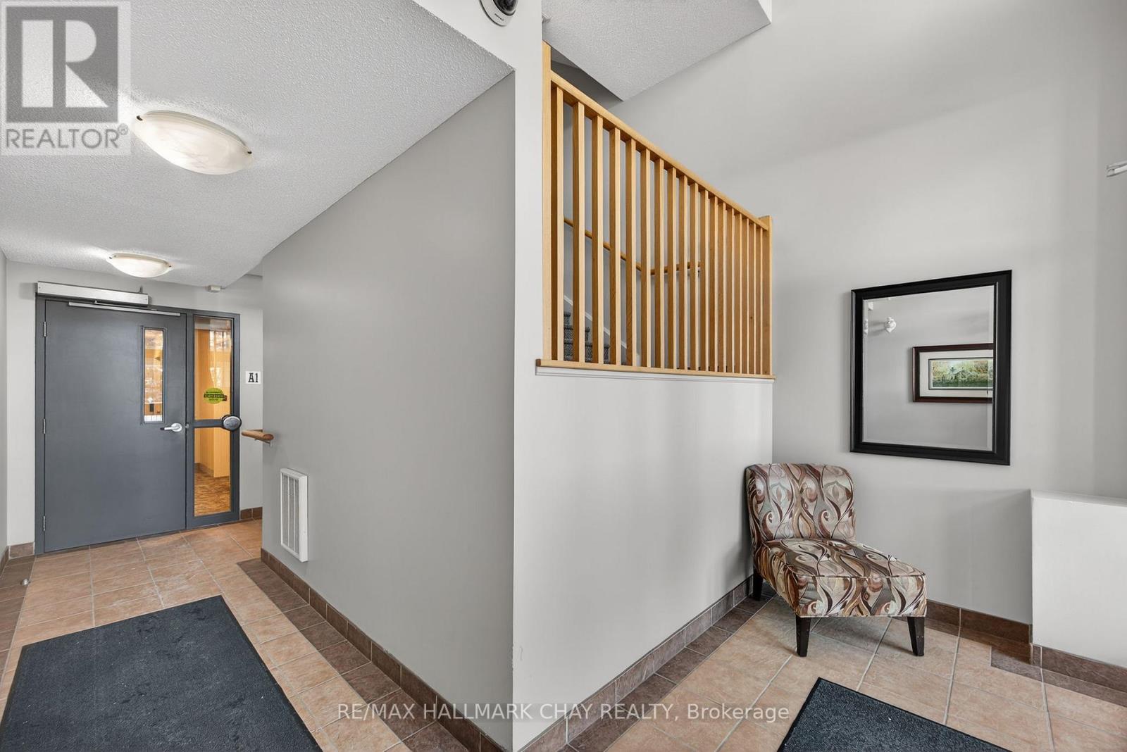 3 - 41 Coulter Street, Barrie, Ontario  L0K 1S0 - Photo 7 - S12680406