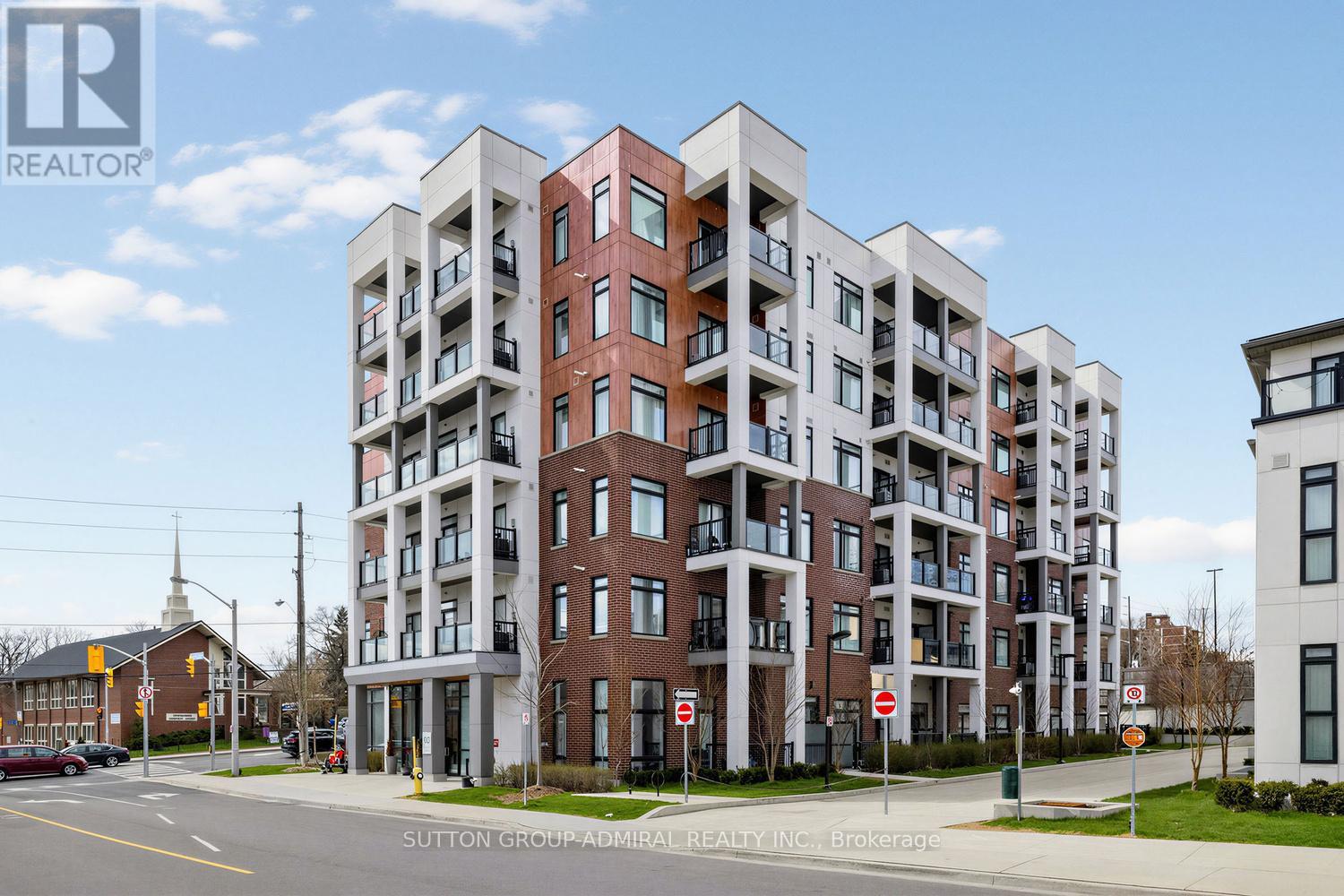 A406 - 160 CANON JACKSON DRIVE, Toronto, Ontario