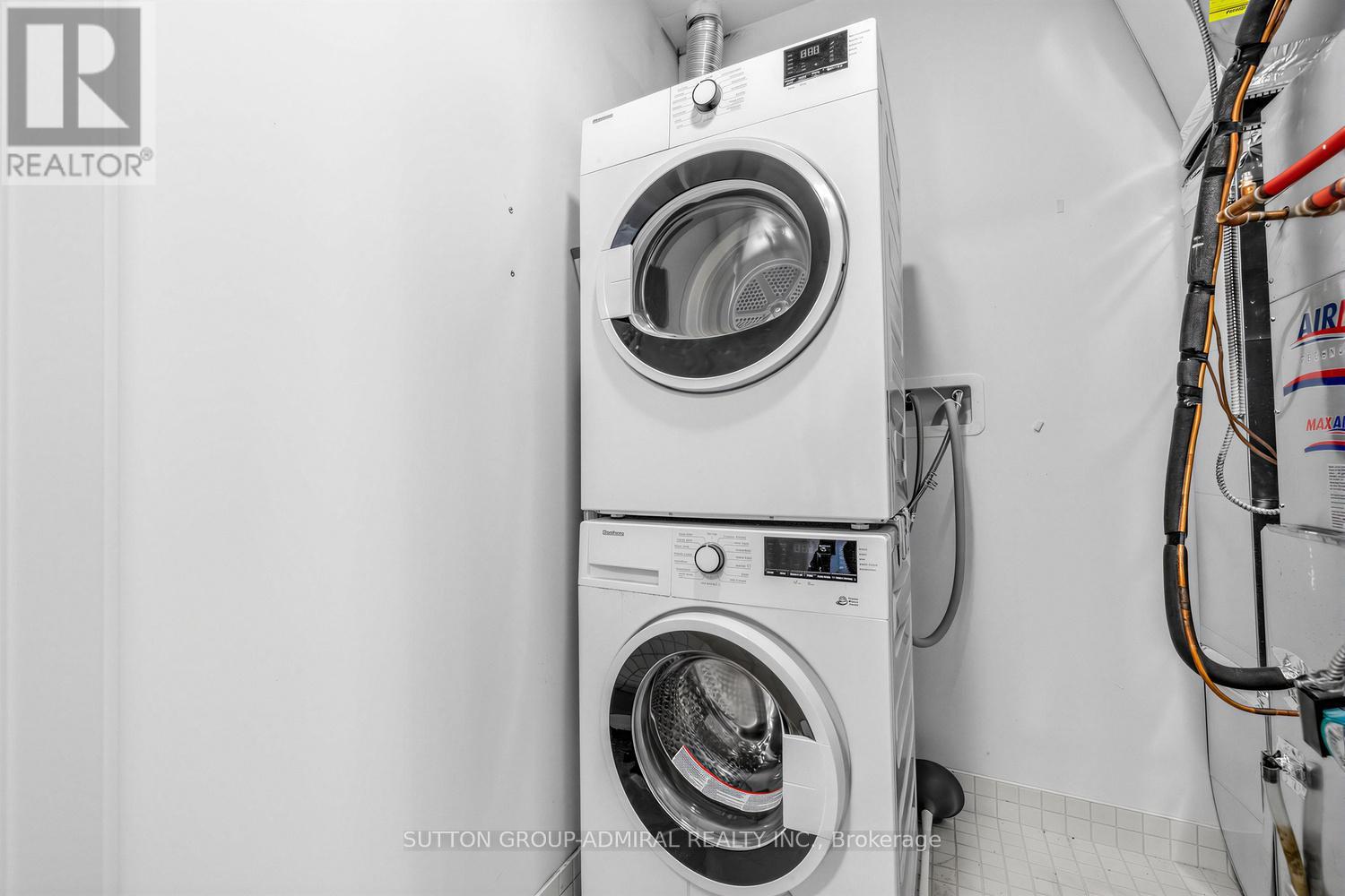 A406 - 160 Canon Jackson Drive, Toronto, Ontario  M6M 0B6 - Photo 8 - W13015868