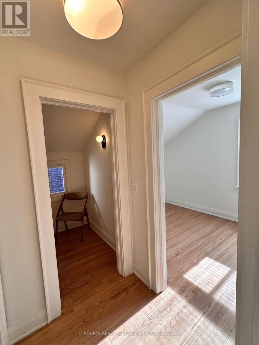 32 Alhambra Avenue, Toronto, Ontario  M6R 2S5 - Photo 8 - W13023424