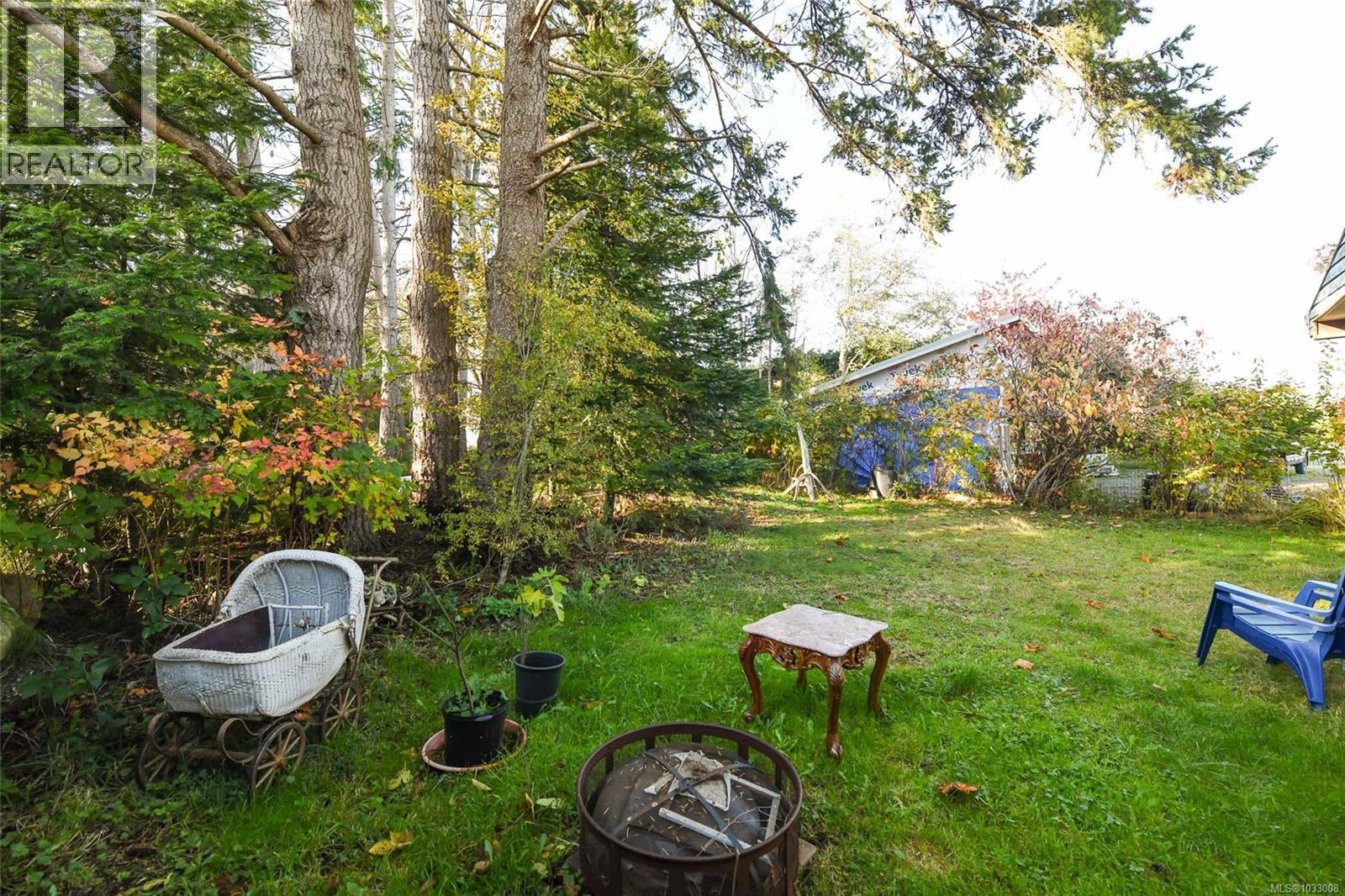 5557 Horne St, Union Bay, British Columbia  V0R 3B0 - Photo 9 - 1033008