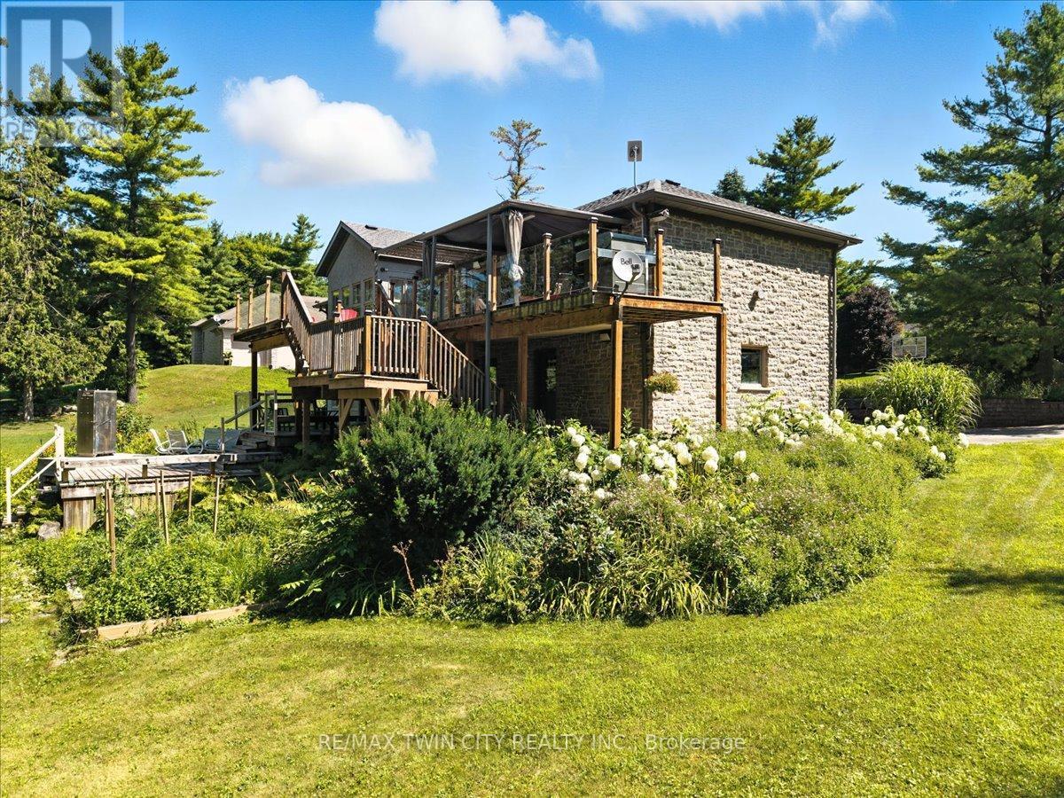 20 Grandy Lane, Cambridge, Ontario  N1R 8K2 - Photo 2 - X12845250