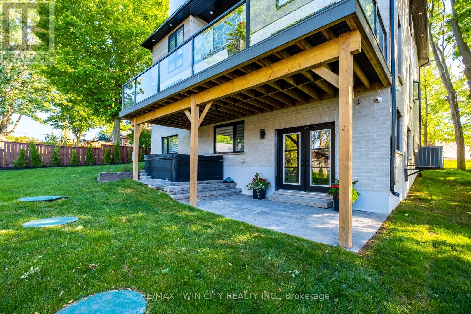 1207 Queen St Street N, Wilmot, Ontario  N0B 2E0 - Photo 49 - X12692030