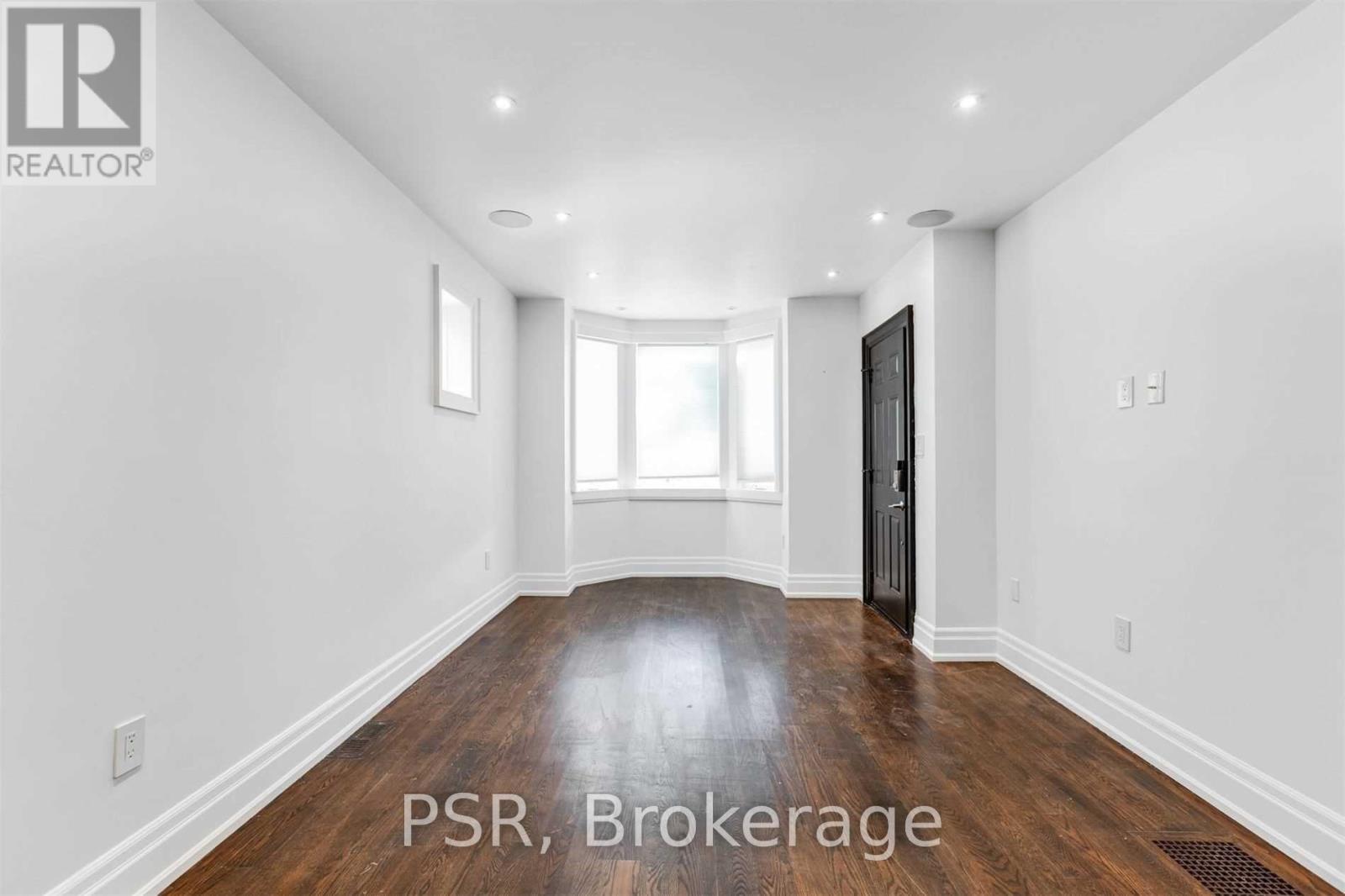 Main - 114 Braemar Avenue, Toronto, Ontario  M5P 2L4 - Photo 3 - C13026416